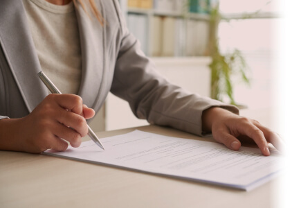 Contratual - Escritório de Advocacia em Paranaguá - Adriana Dallagrana